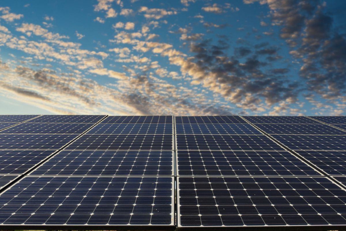 脱炭素を目指すなら関西電力の「太陽光発電オンサイトサービス」がおすすめ