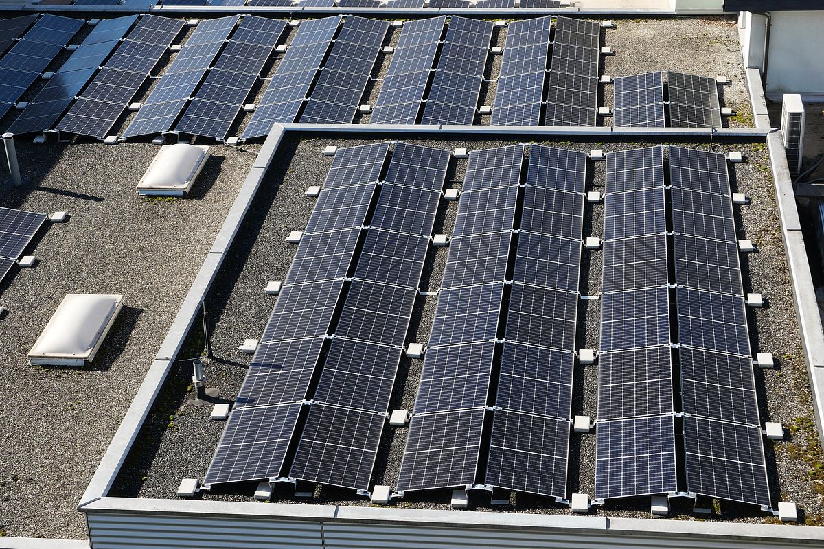 減価償却の手間なく太陽光発電を導入するなら関西電力の「太陽光発電オンサイトサービス」がおすすめ